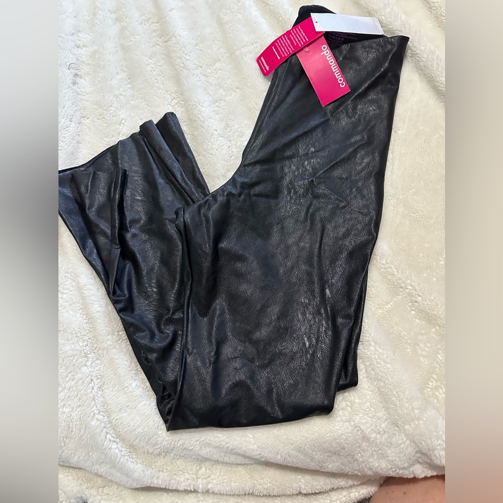 NWT Commando FX Leather Cropped Flare Black Women’s size L